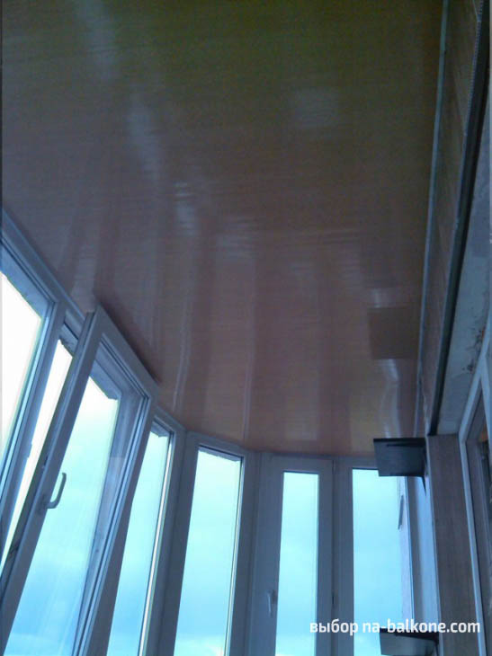 Утепление балкона пеноплэксом и отделка пластиковыми панелями «под дерево»